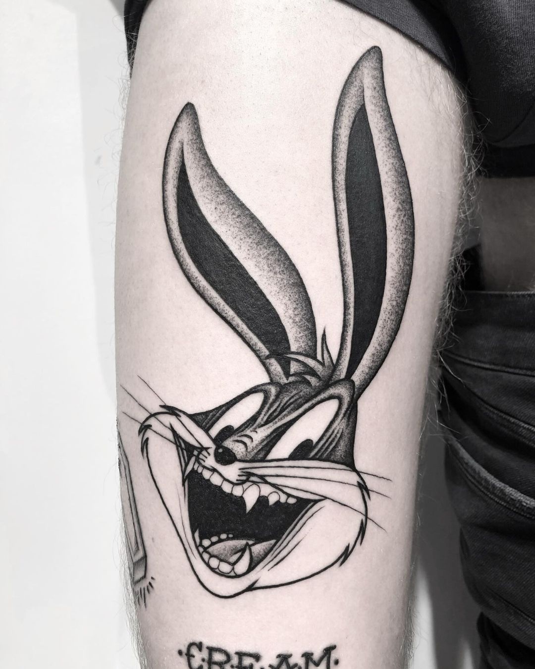 Tatuaje blackwork